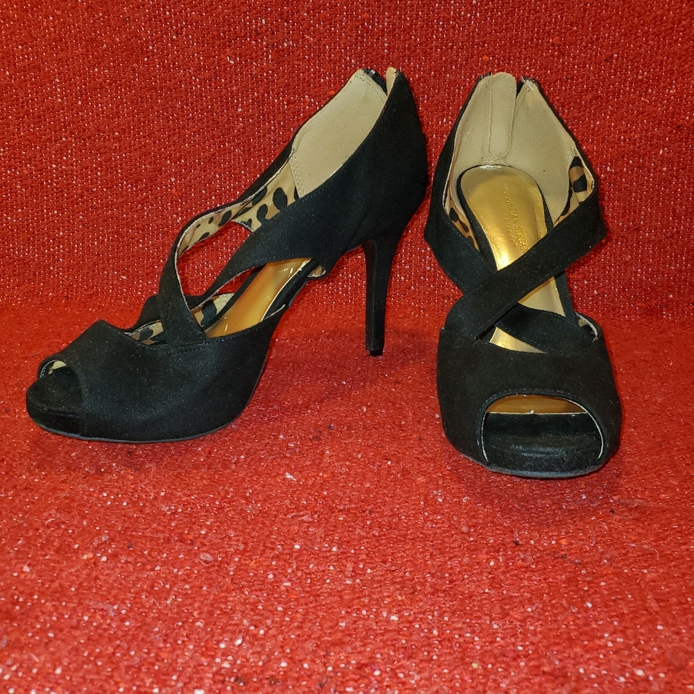Vintage Y2K Christian ceriano faux suede cross strap Dorsey stiletto